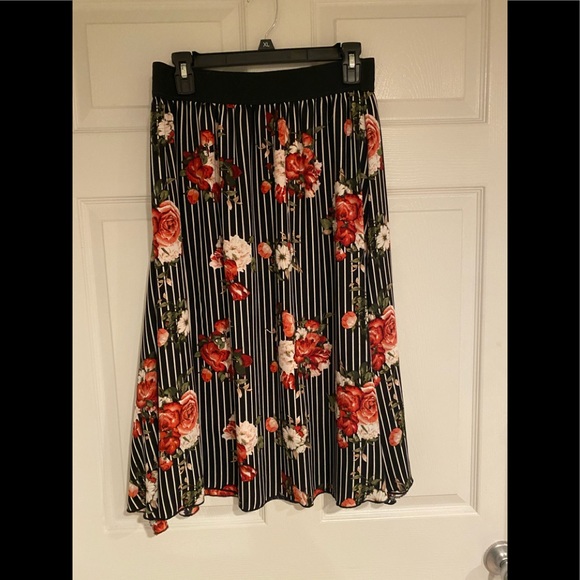 LulaRoe Lola